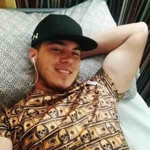 Meet your Posher, Hector adrian